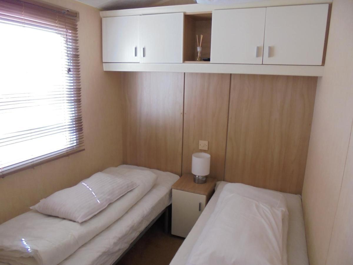 Golden Palm : Le Gold 8 Berth, Panel Heated Apartment