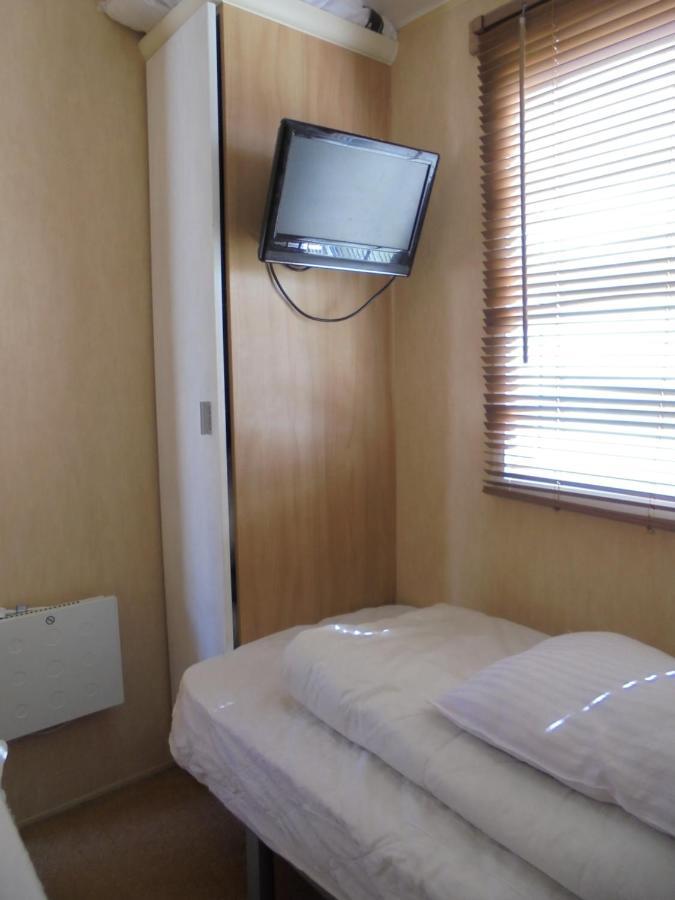 Golden Palm : Le Gold 8 Berth, Panel Heated * Chapel Saint Leonards